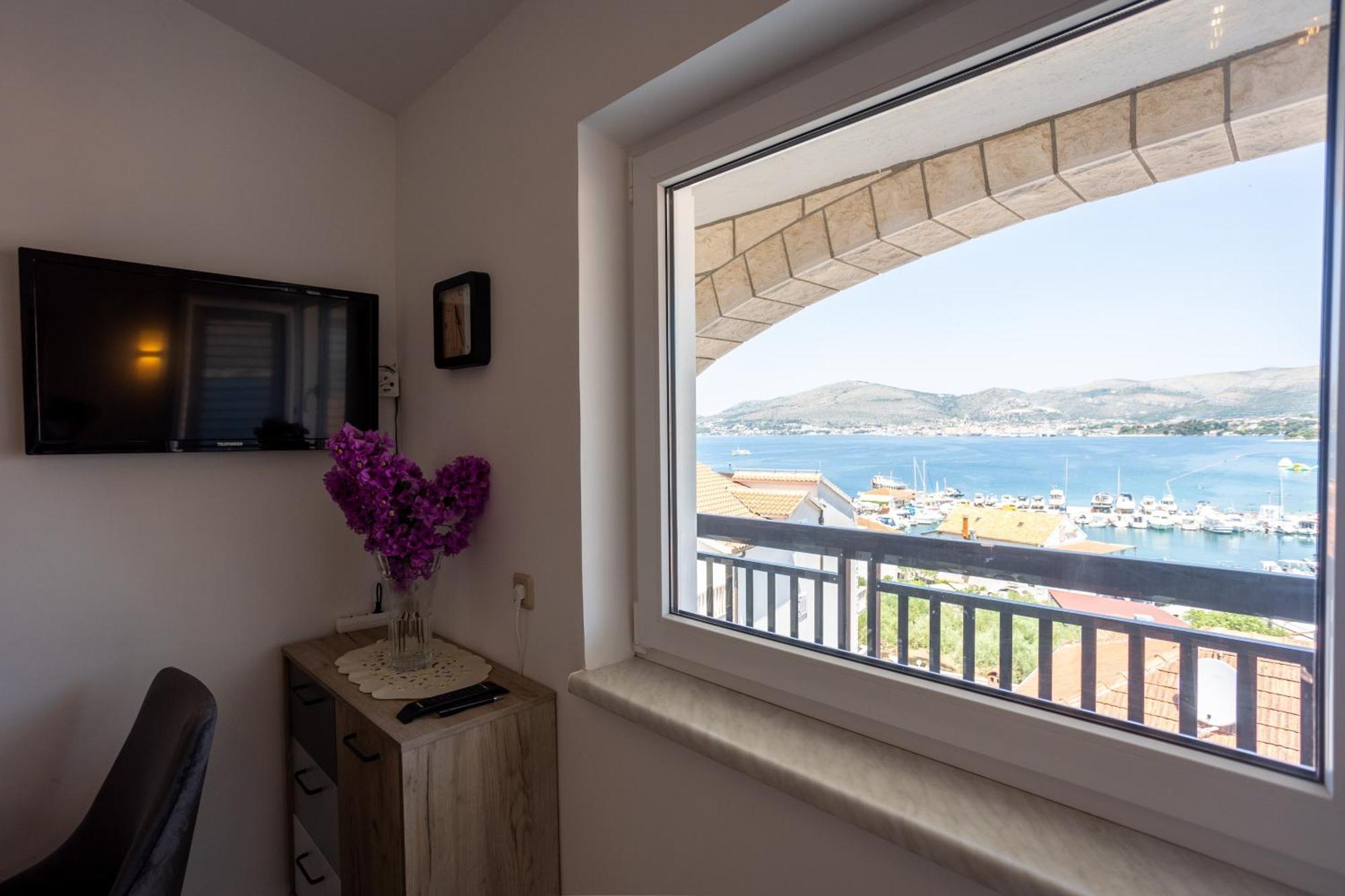 Villa Marina Okrug Gornji Habitación foto